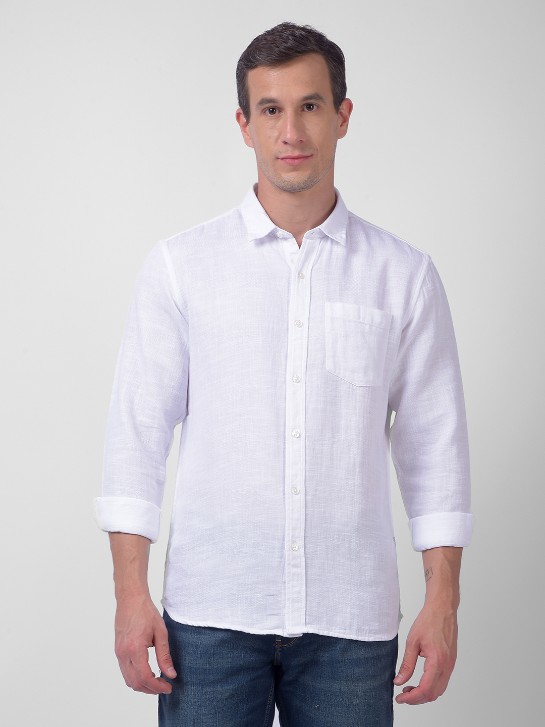 Numero Uno Men White Regular Fit Shirt